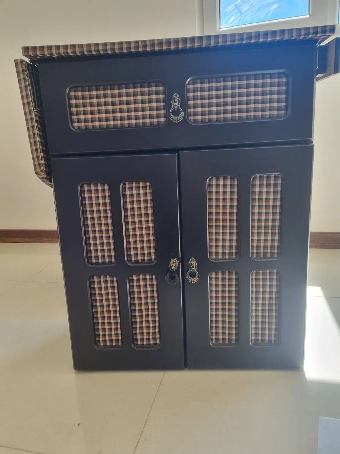 میز اتو|اتو و لوازم اتو|خمین, |دیوار