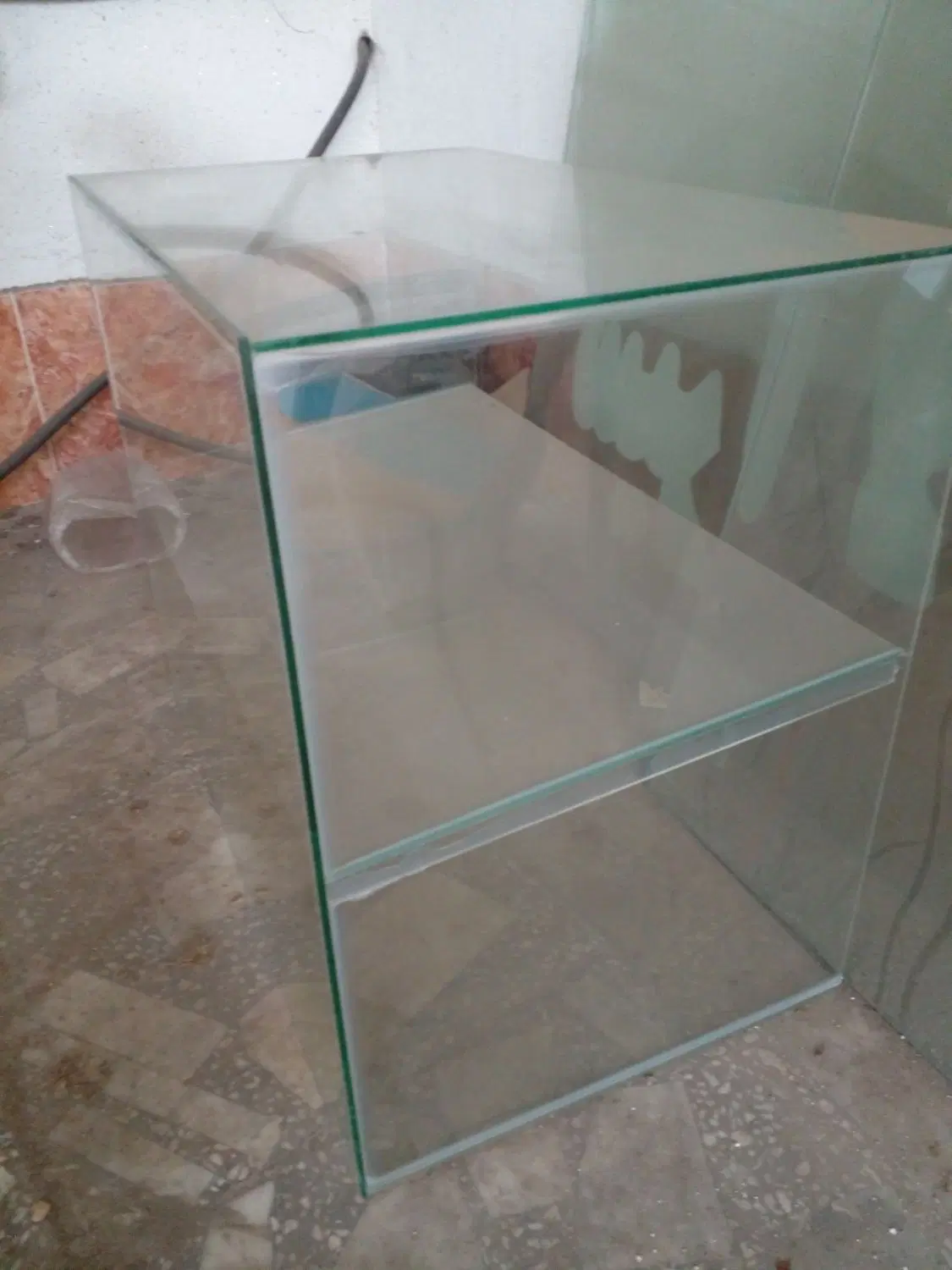 شیشه ای|آب‌چکان و نظم‌دهنده ظروف|رشت, نامجو|دیوار