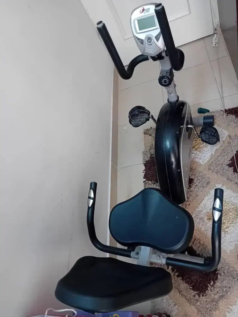 دوچرخه|دوچرخه، اسکیت، اسکوتر|رشت, چله خانه|دیوار