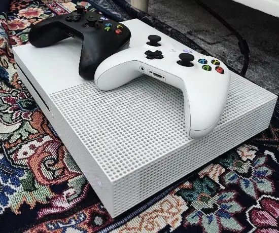 xbox one s|کنسول، بازی ویدئویی و آنلاین|اهواز, کوی مندلی(سه راه خرمشهر)|دیوار