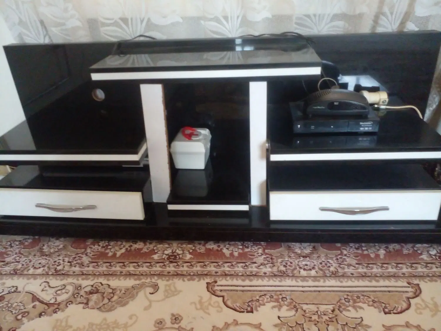 میزتیوی|میز تلویزیون|ارومیه, |دیوار