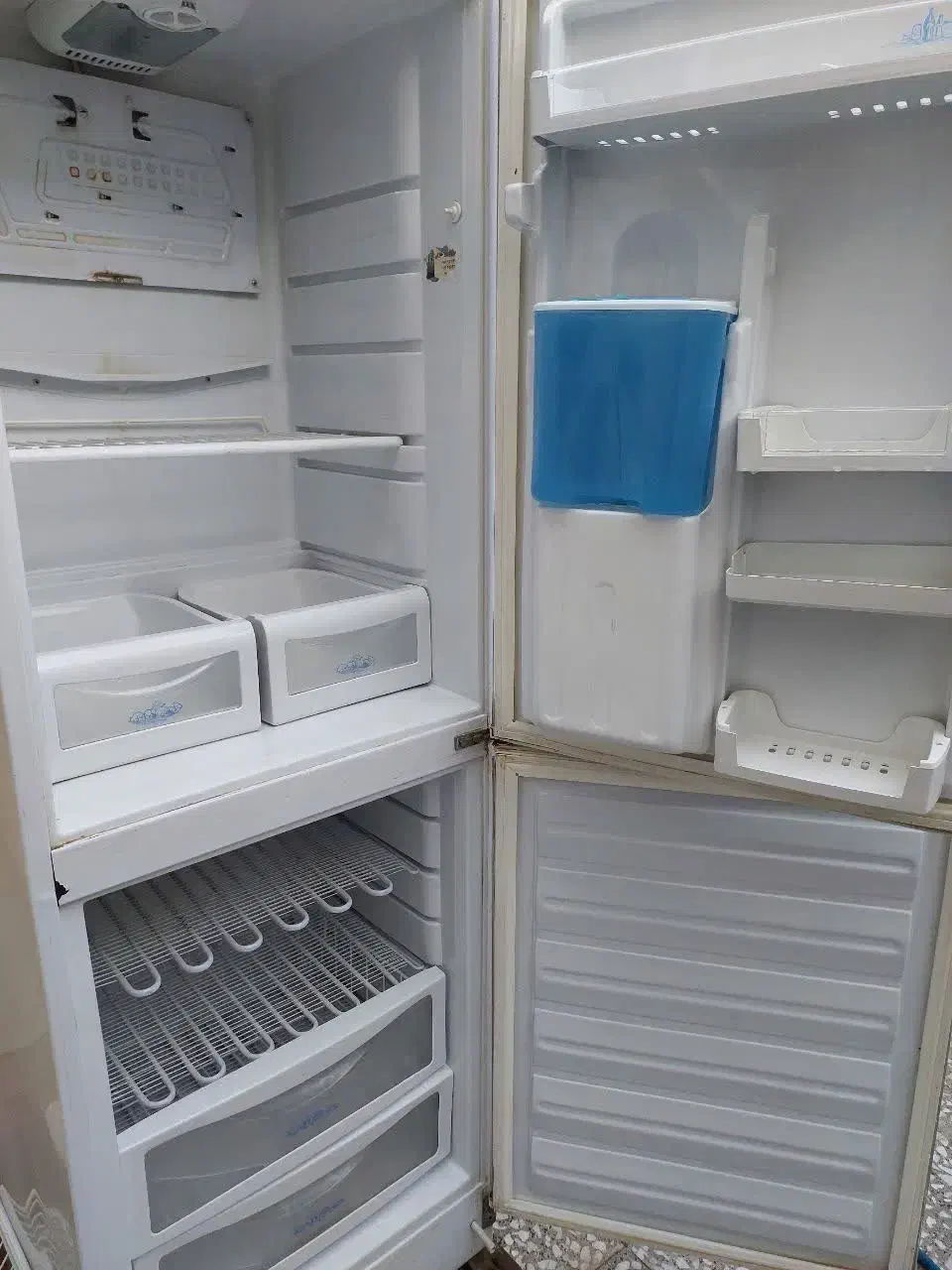 یخچال|یخچال و فریزر|قم, نیروگاه|دیوار