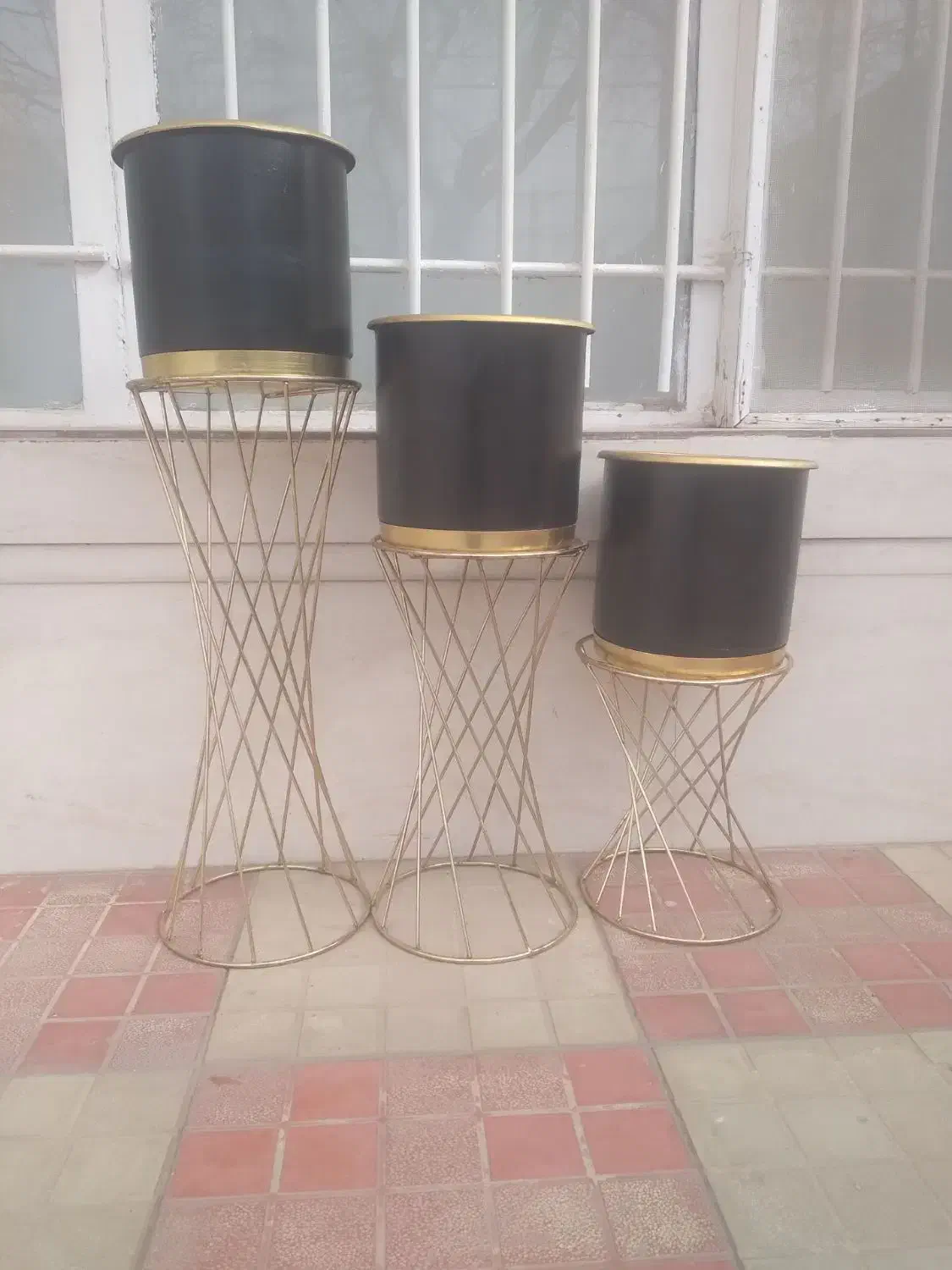 گلدان فلزی|گل و گیاه طبیعی|نیشابور, مازول|دیوار