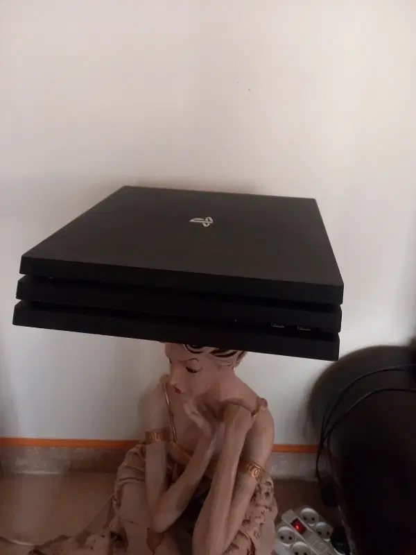 ps4 pro|کنسول، بازی ویدئویی و آنلاین|همدان, |دیوار