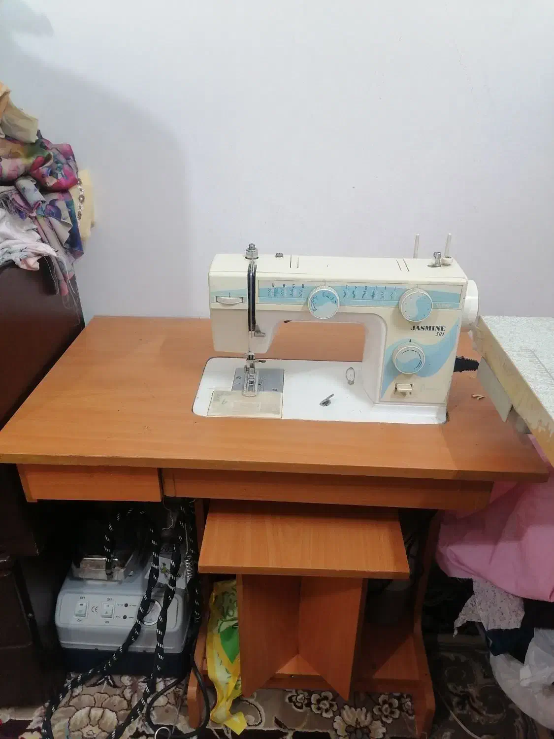 میز چرخ خیاطی|لوازم خیاطی و بافتنی|مشهد, ابوذر|دیوار