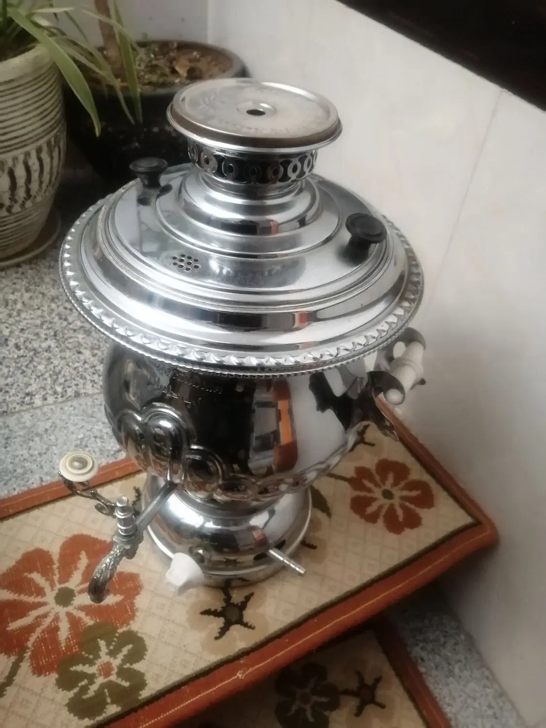 سماور|سماور، چایساز، قهوهساز|قروه, |دیوار