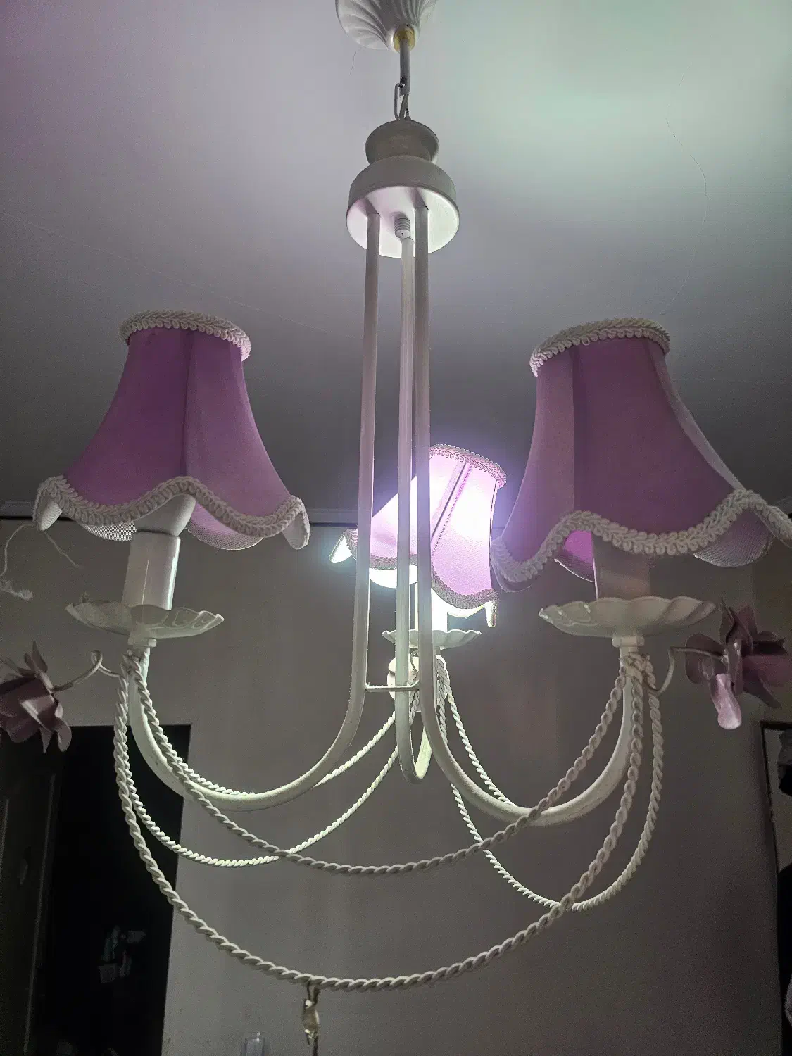 لوستر|لوستر و چراغ آویز|تهران, تسلیحات|دیوار