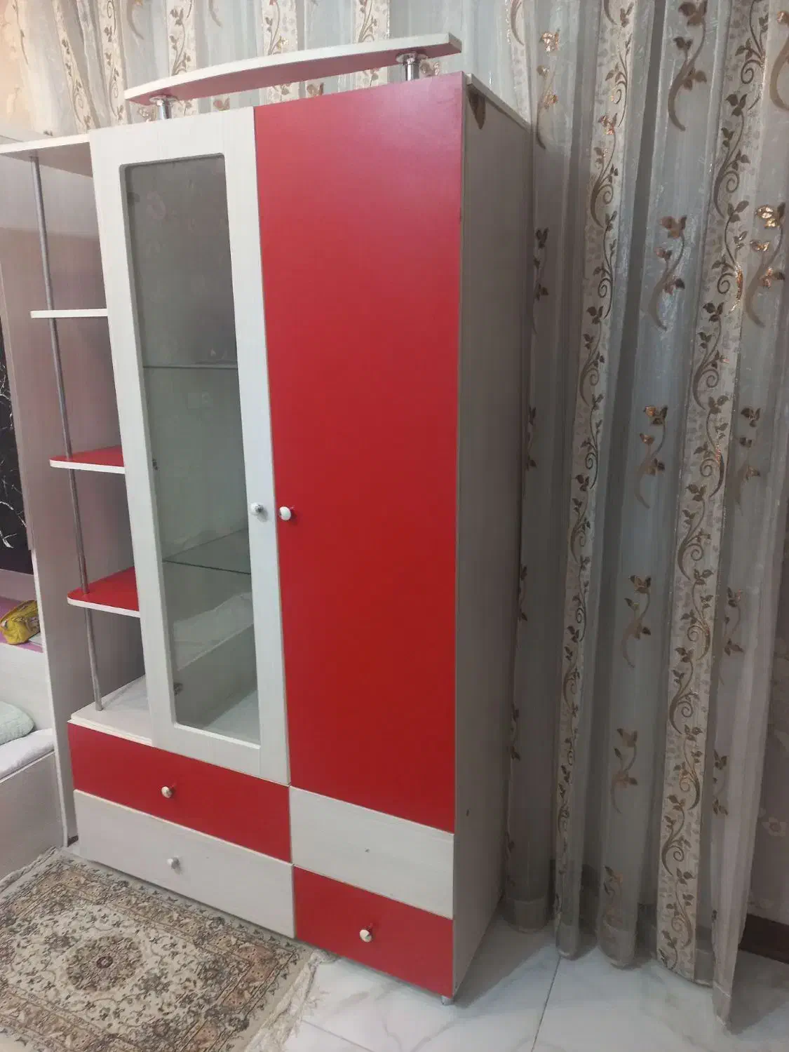 کمد بچه|اسباب و اثاث بچه|فولادشهر, B4|دیوار