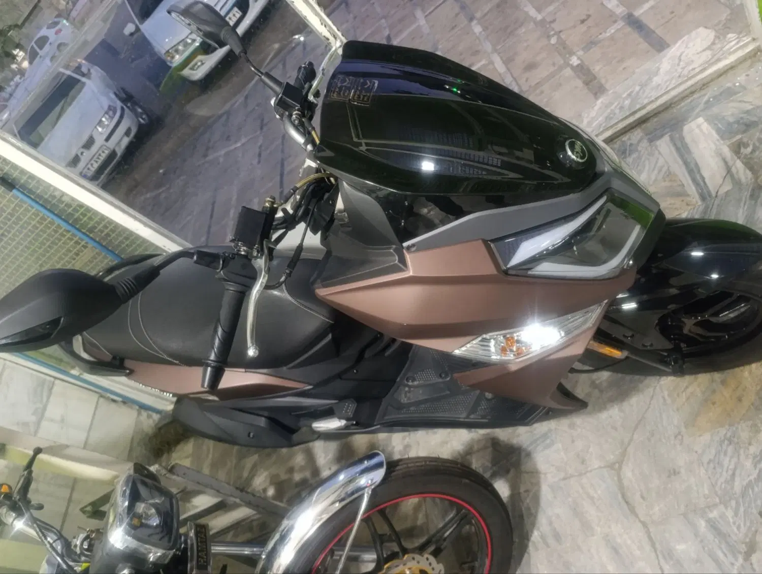 موتور sym j200|موتورسیکلت|بروجرد, |دیوار