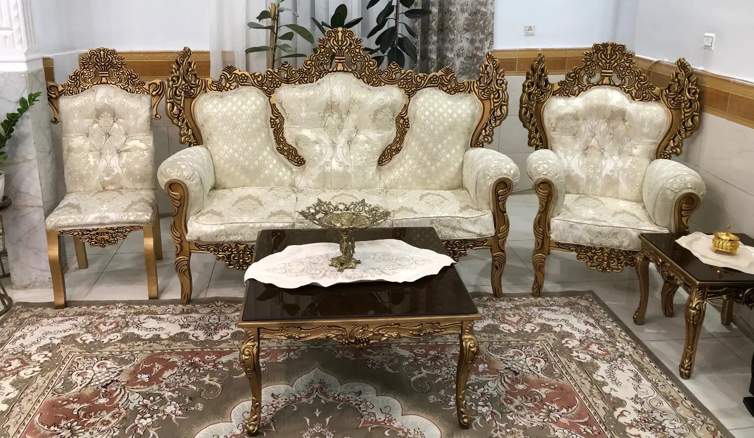 مبل|مبلمان خانگی و میز عسلی|بهارستان, |دیوار