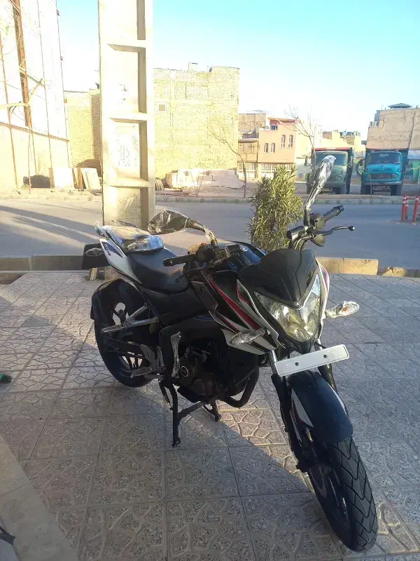 ان اس ۱۵۰|موتورسیکلت|قم, شهرک فاطمیه|دیوار