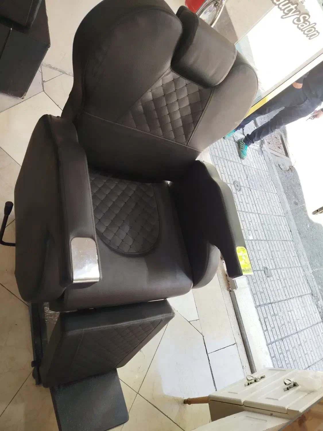 صندلی ارایشگاه|آرایشگاه و سالن‌های زیبایی|تهران, شهرک ولیعصر جنوبی|دیوار