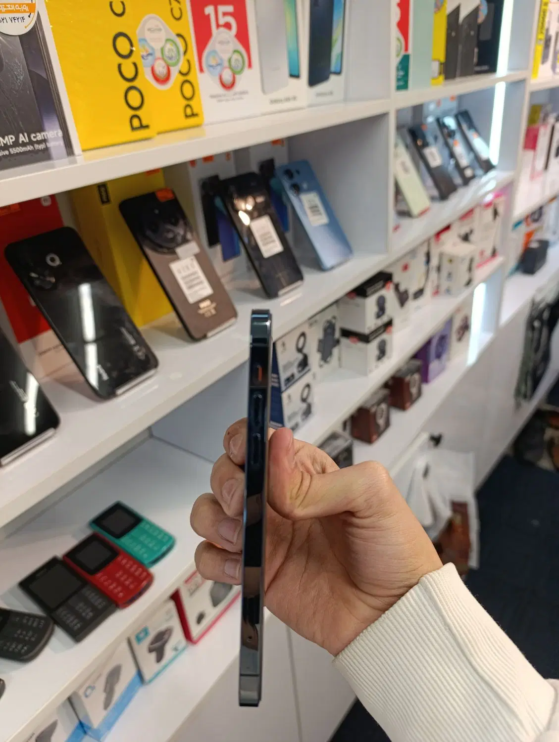 iPhone 12 pro 256gig zaa|موبایل|هشتگرد, فاز ۱ مهستان|دیوار