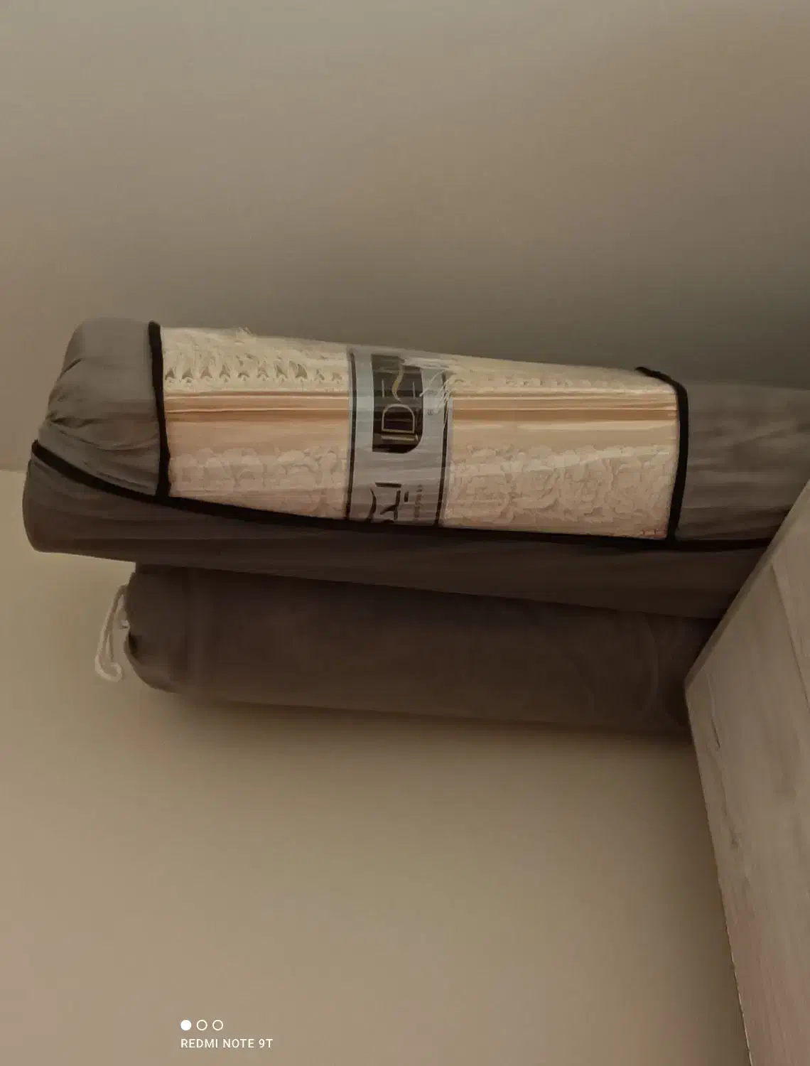 فرش ماشینی|فرش|باغستان, |دیوار