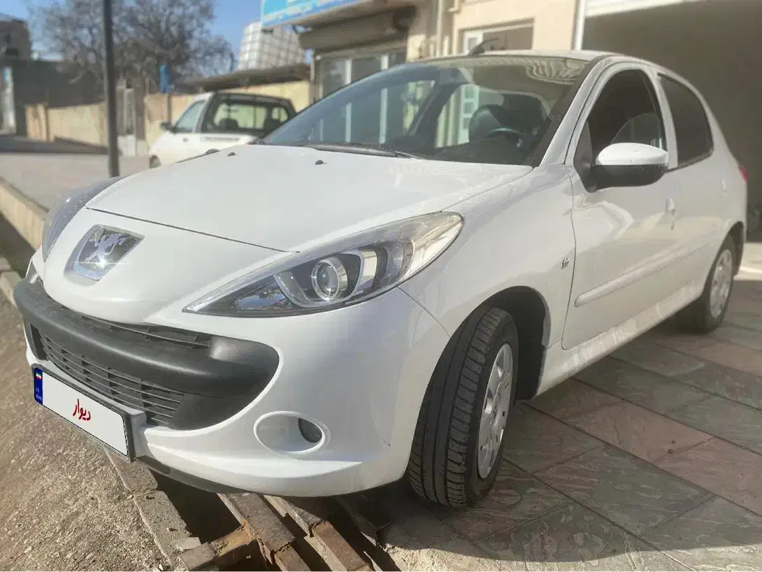 ۲۰۷ سفید ۴۰۲|خودرو سواری و وانت|تهران, سازمان برنامه شمالی|دیوار