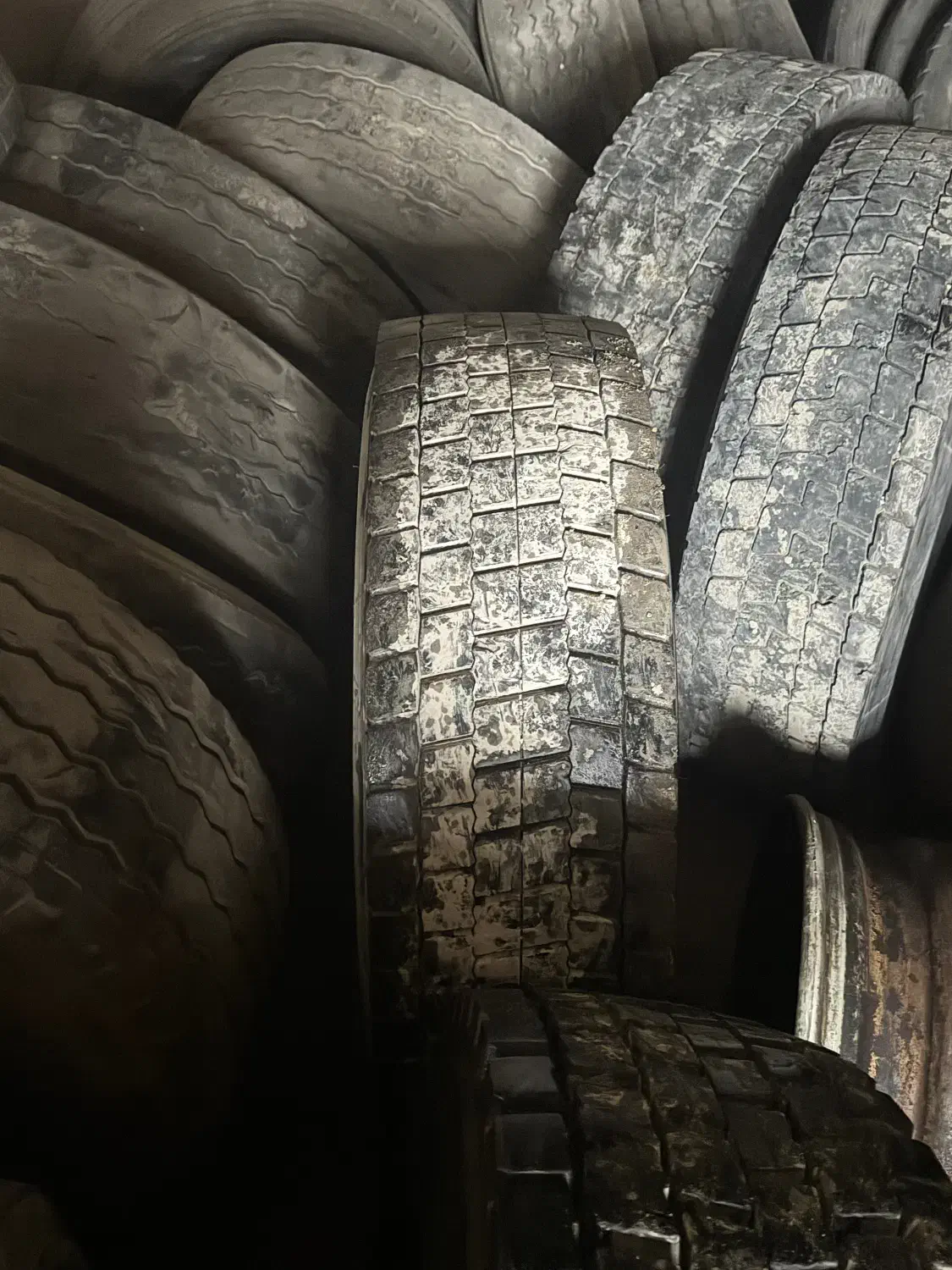 لاستیک 70|قطعات یدکی و لوازم جانبی|اسلام‌‌آباد غرب, |دیوار