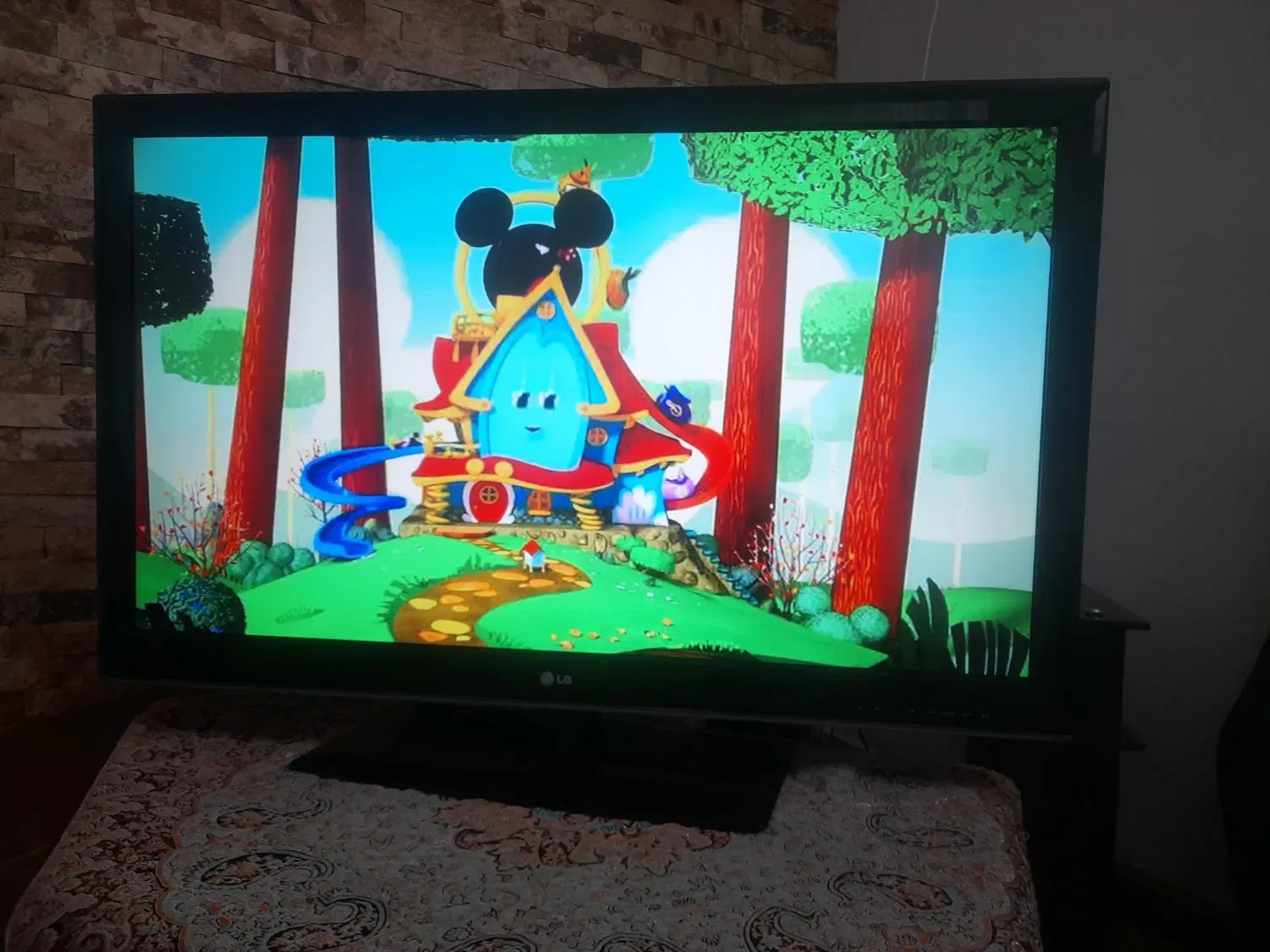 LG 42 INCH|تلویزیون و پروژکتور|تنکابن, |دیوار