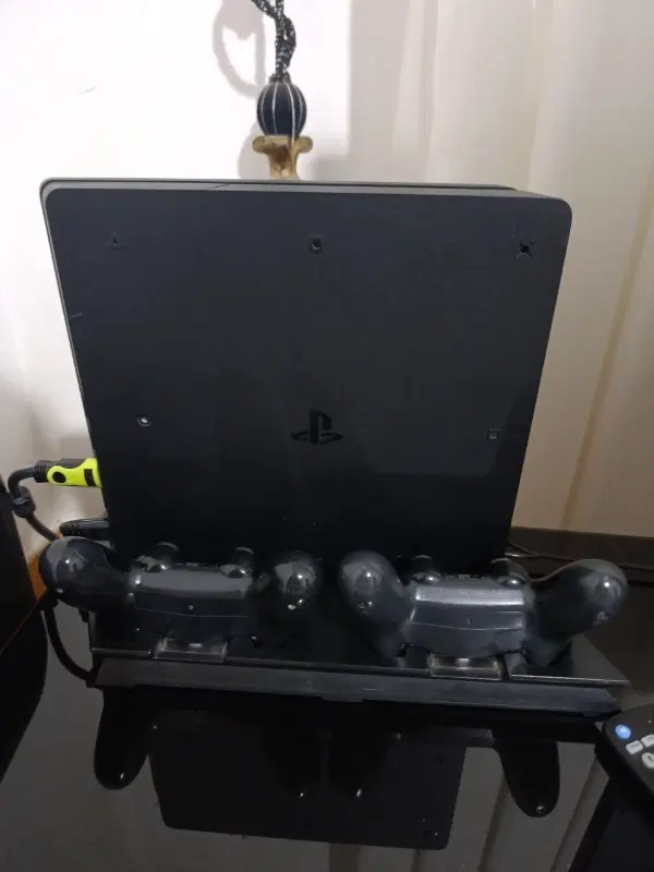 PS 4|کنسول، بازی ویدئویی و آنلاین|گنبد کاووس, |دیوار