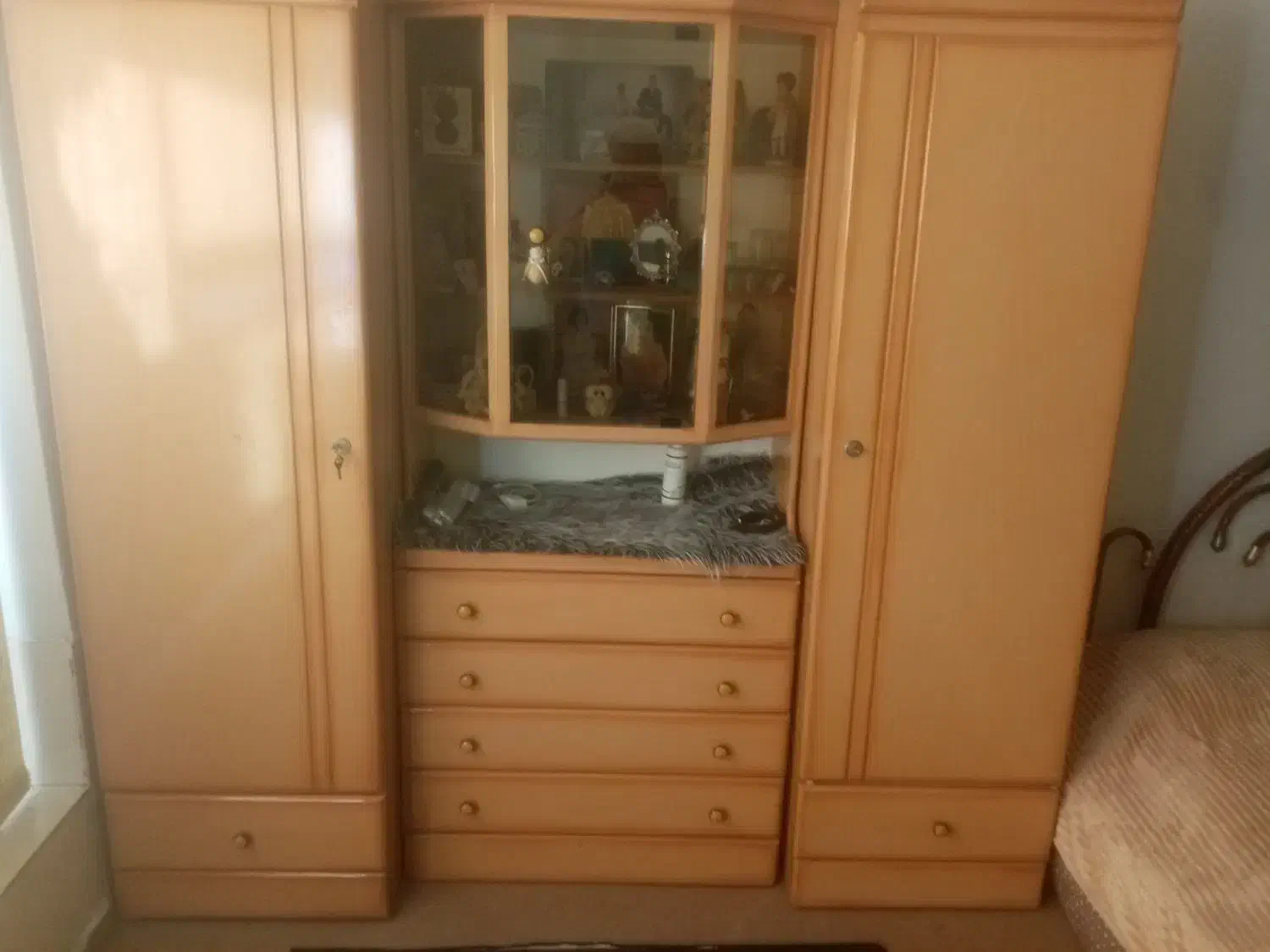 کمد سه تیکه|جاکفشی، کمد، دراور|شیراز, پشم شیشه|دیوار