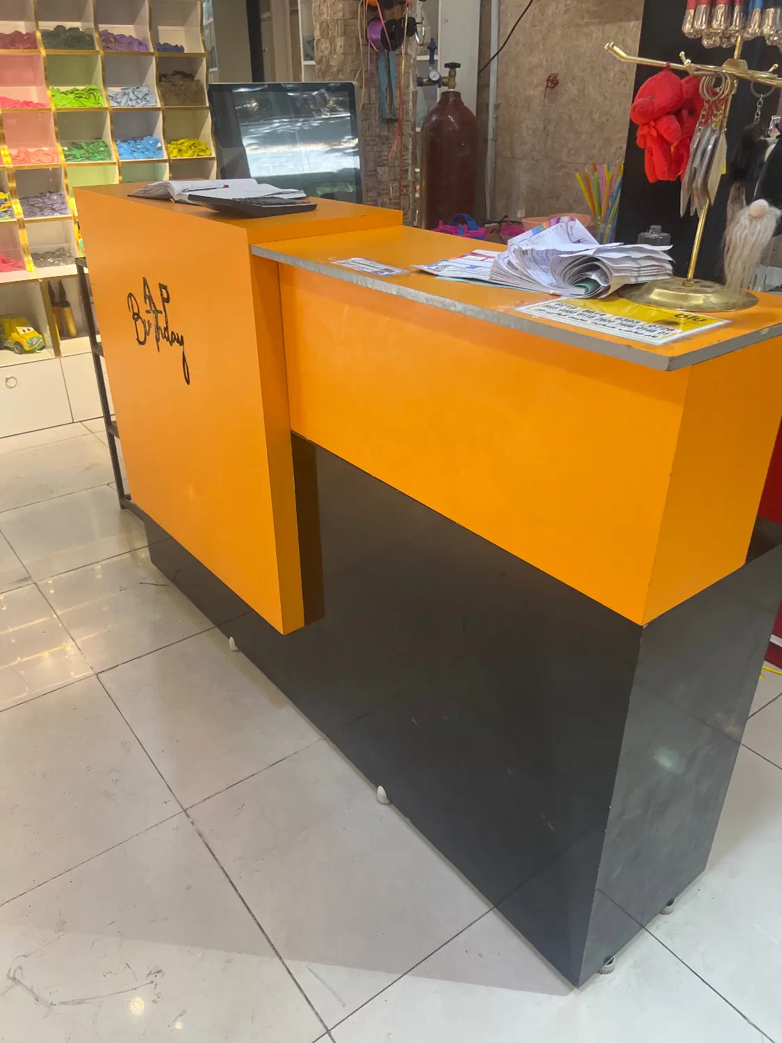 کانتر|بوفه، ویترین، کنسول|اصفهان, نقش جهان|دیوار