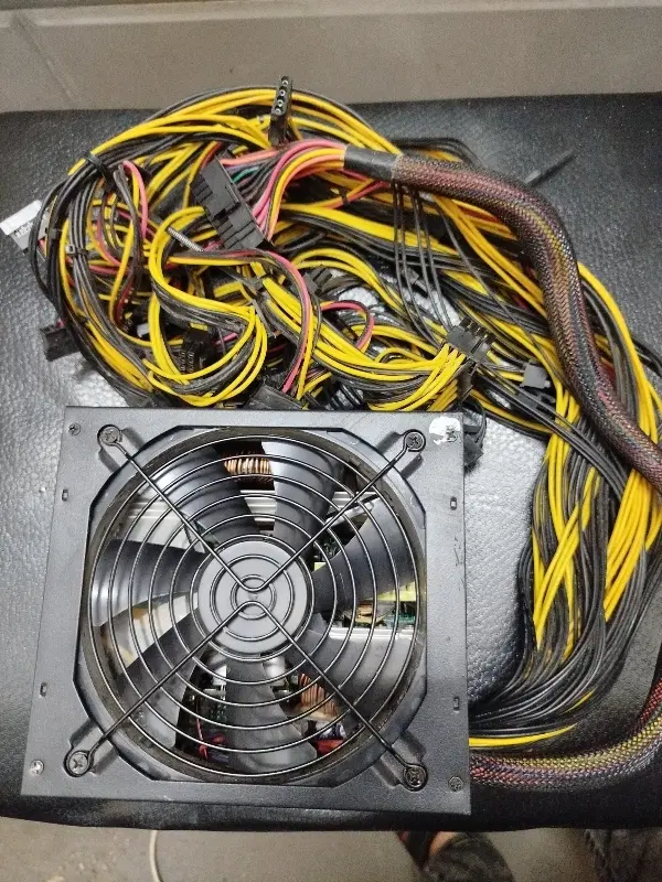 پاور 1800w Gold|قطعات و لوازم جانبی رایانه|قم, بیست متری ولیعصر|دیوار