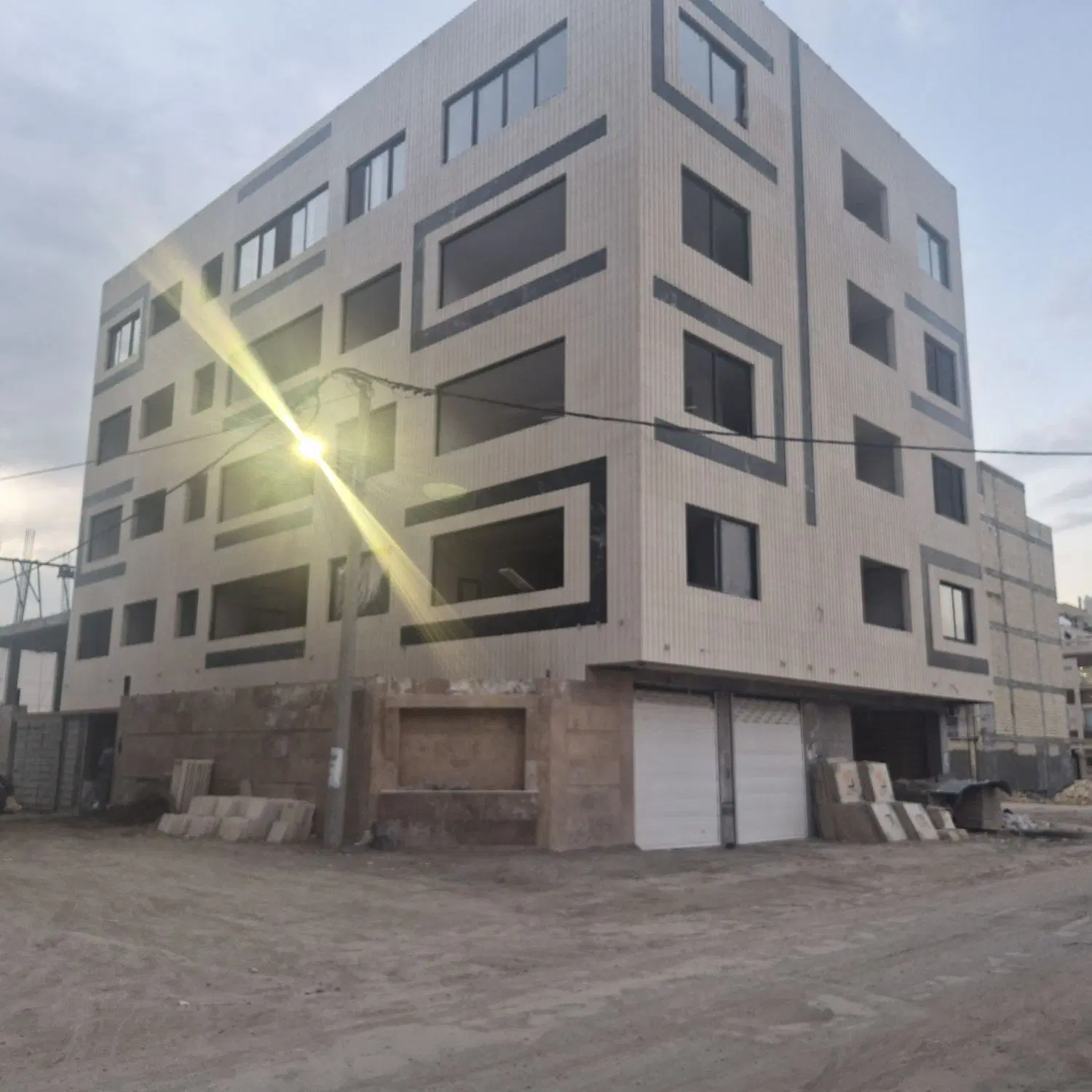 فروش آپارتمان۱۲۲متری – pohled 2