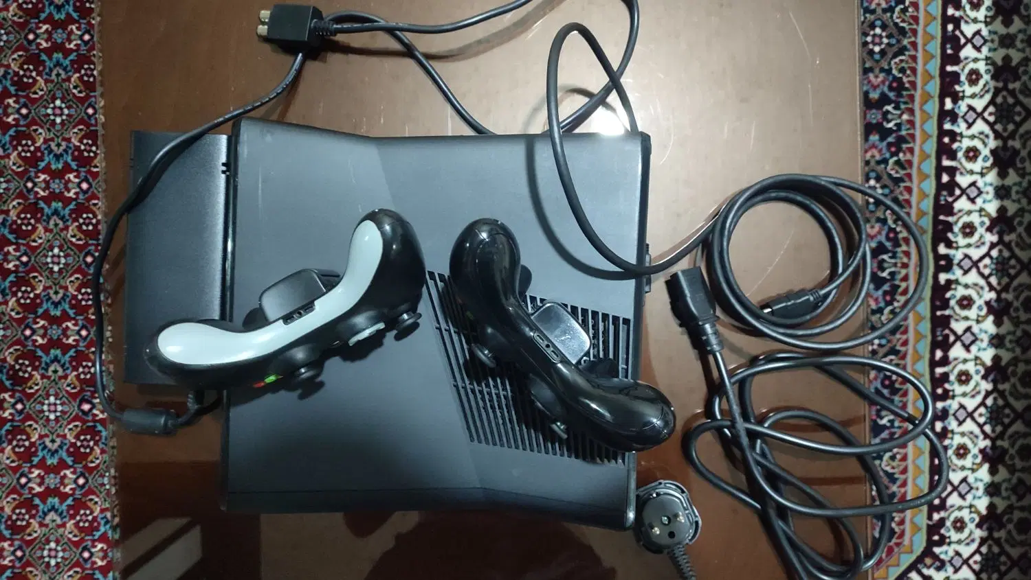 Xbox 360 slim|کنسول، بازی ویدئویی و آنلاین|کبودرآهنگ, |دیوار
