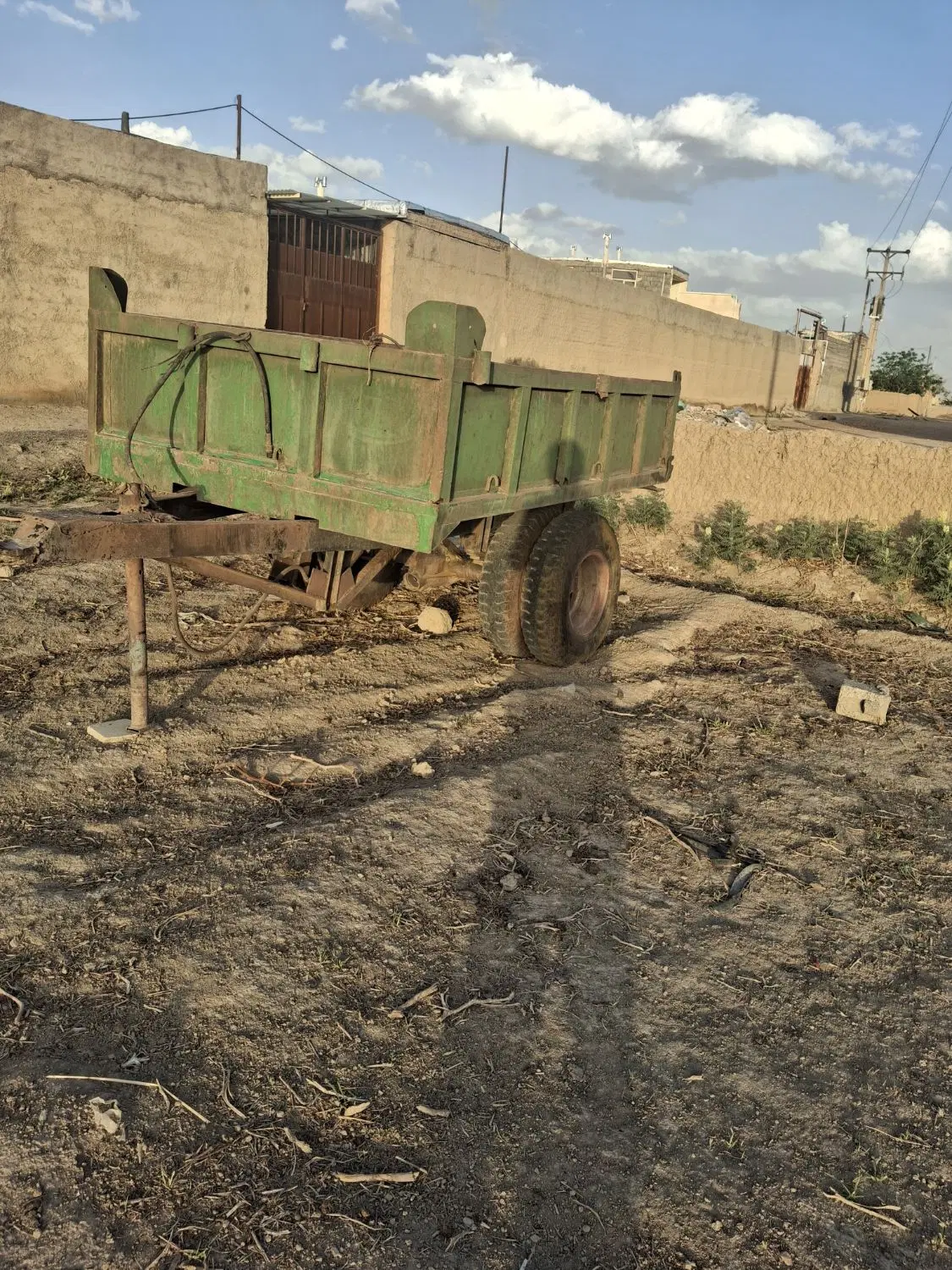 تریلی|ماشین‌آلات صنعتی|نجف‌آباد, جوزدان|دیوار
