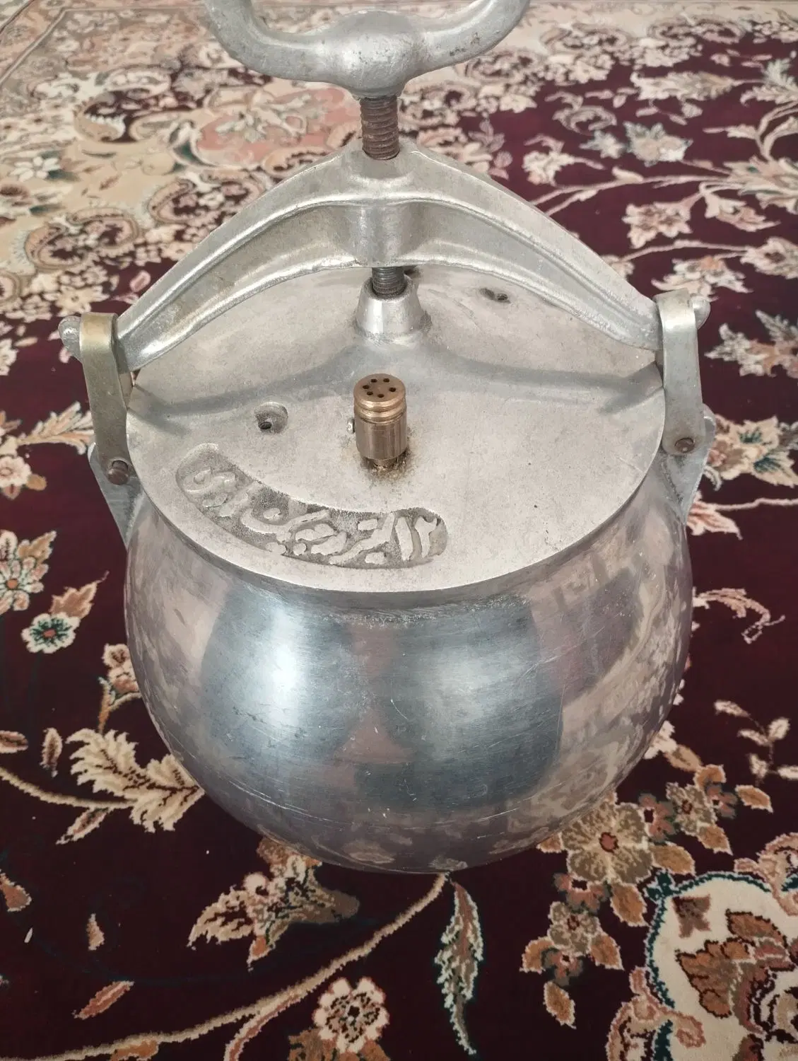 زود پز|ظروف پخت‌وپز|ایلام, |دیوار