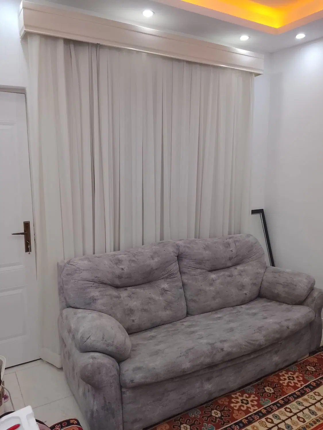 مبل|مبلمان خانگی و میز عسلی|رشت, گلزاران|دیوار