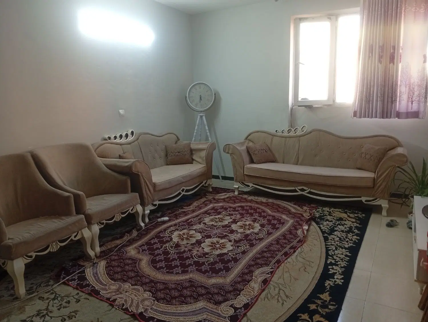 فروش|مبلمان خانگی و میز عسلی|زرقان, |دیوار