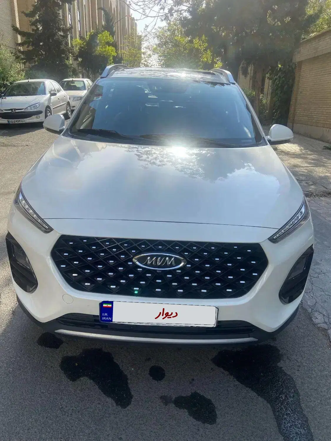 x22 pro|خودرو سواری و وانت|تهران, درختی|دیوار