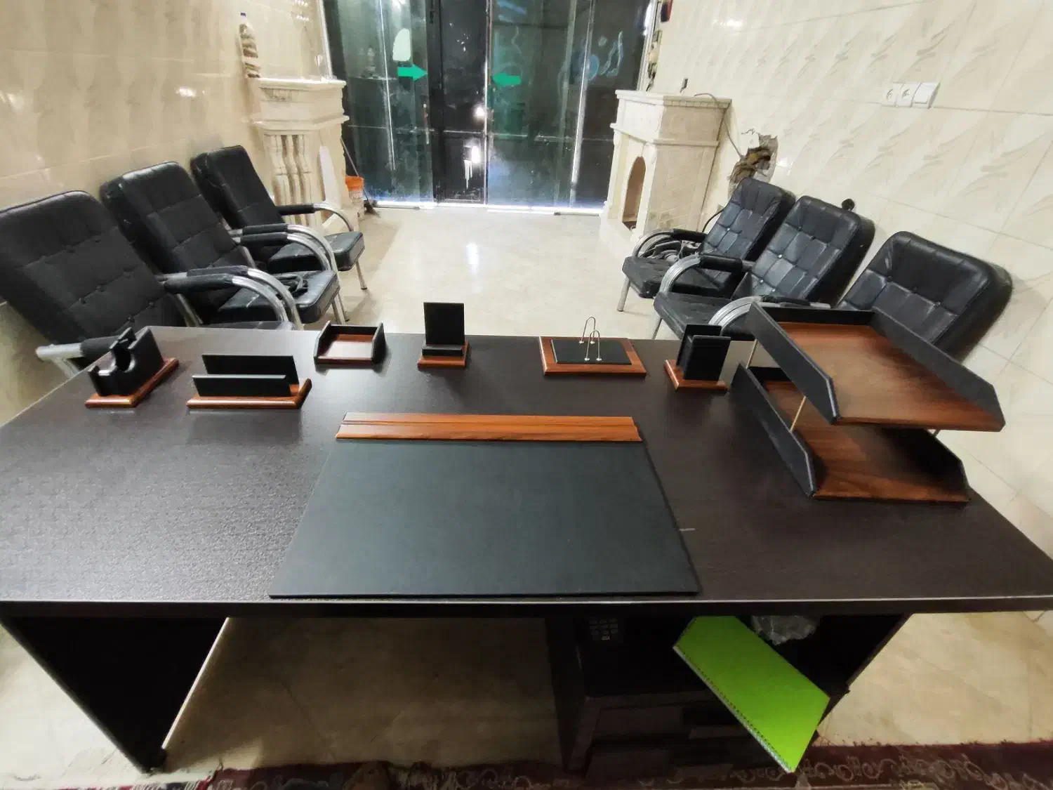 میز و صندلی|مبلمان اداری|شیراز, شهرک مهرگان|دیوار