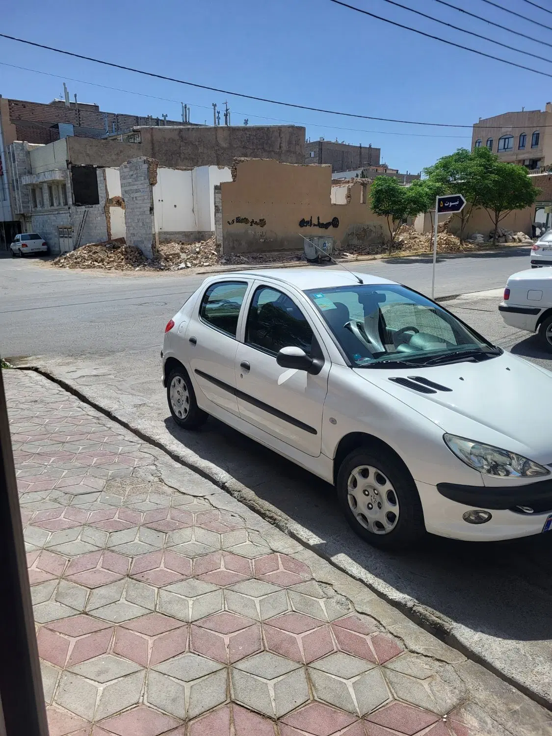 پژو ۲۰۶|خودرو سواری و وانت|بیرجند, |دیوار