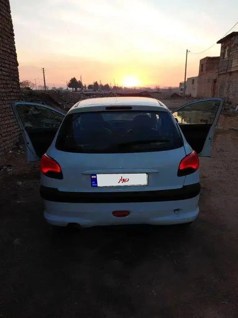 206 مدل 89|خودرو سواری و وانت|برخوار, |دیوار