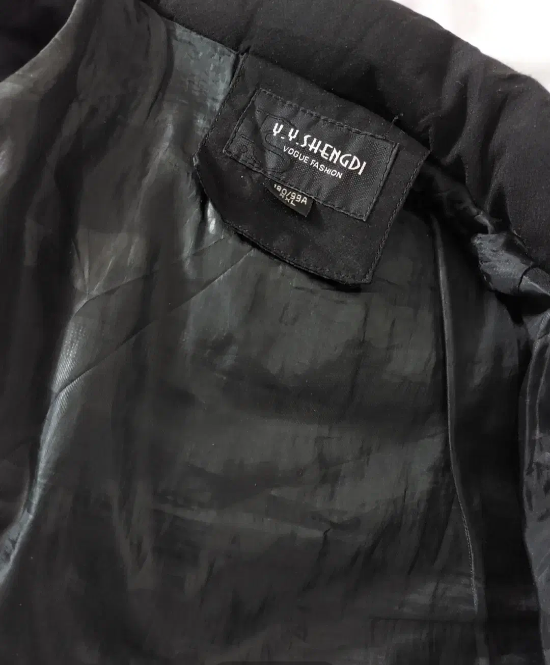 کاپشن|لباس|اردکان, |دیوار