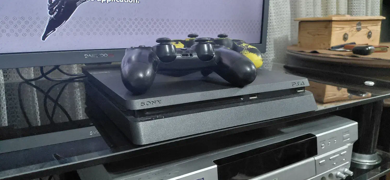 فروش ps4|کنسول، بازی ویدئویی و آنلاین|رشت, خمیران زاهدان|دیوار