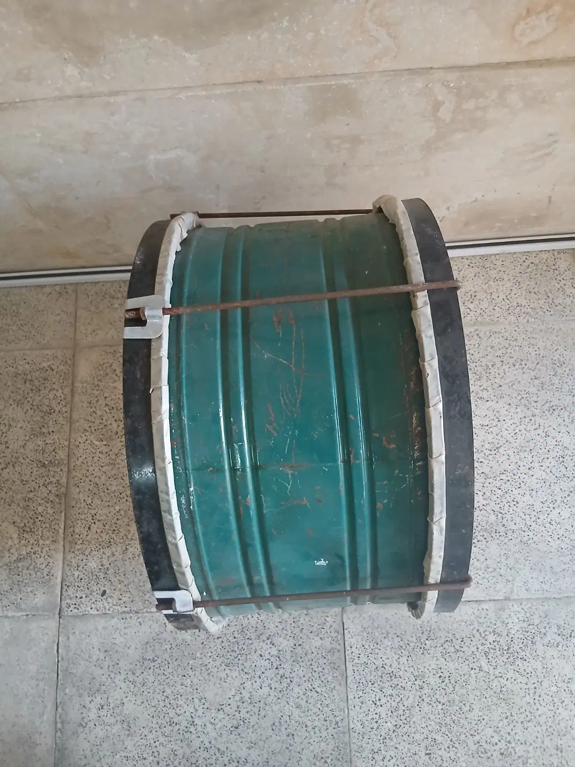 طبل AMPEX|درام و پرکاشن|قدس, شهر‌قدس|دیوار