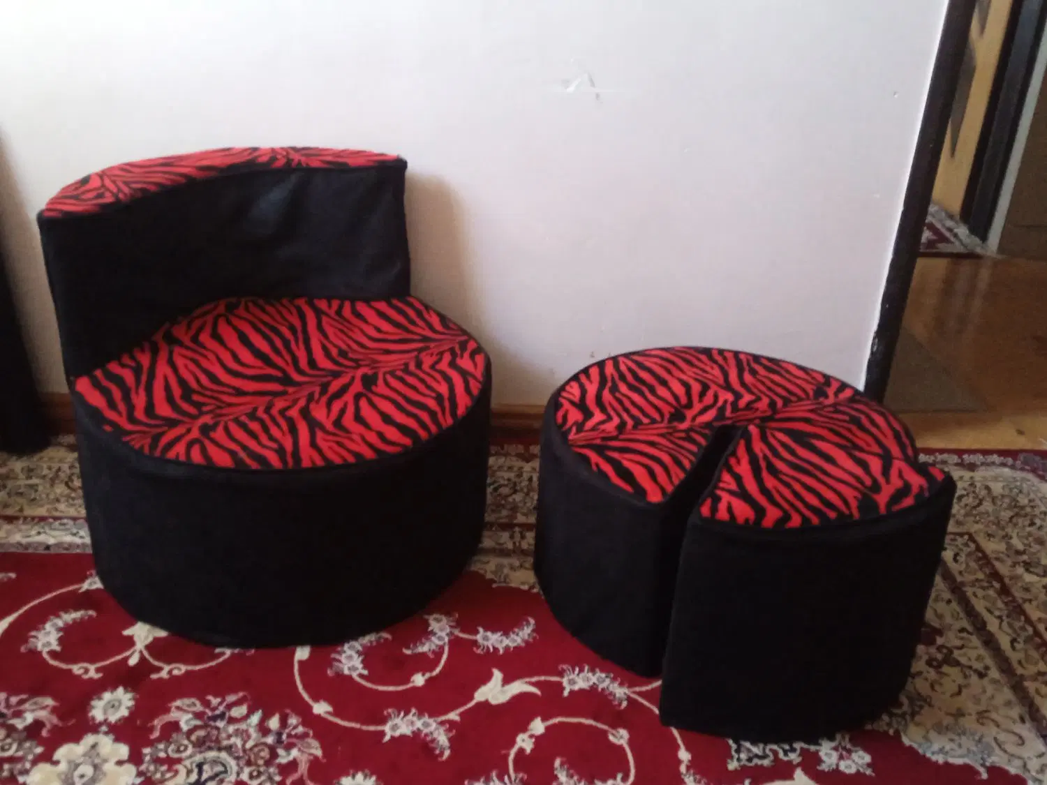 مبل|صندلی و نیمکت|فولادشهر, B6|دیوار