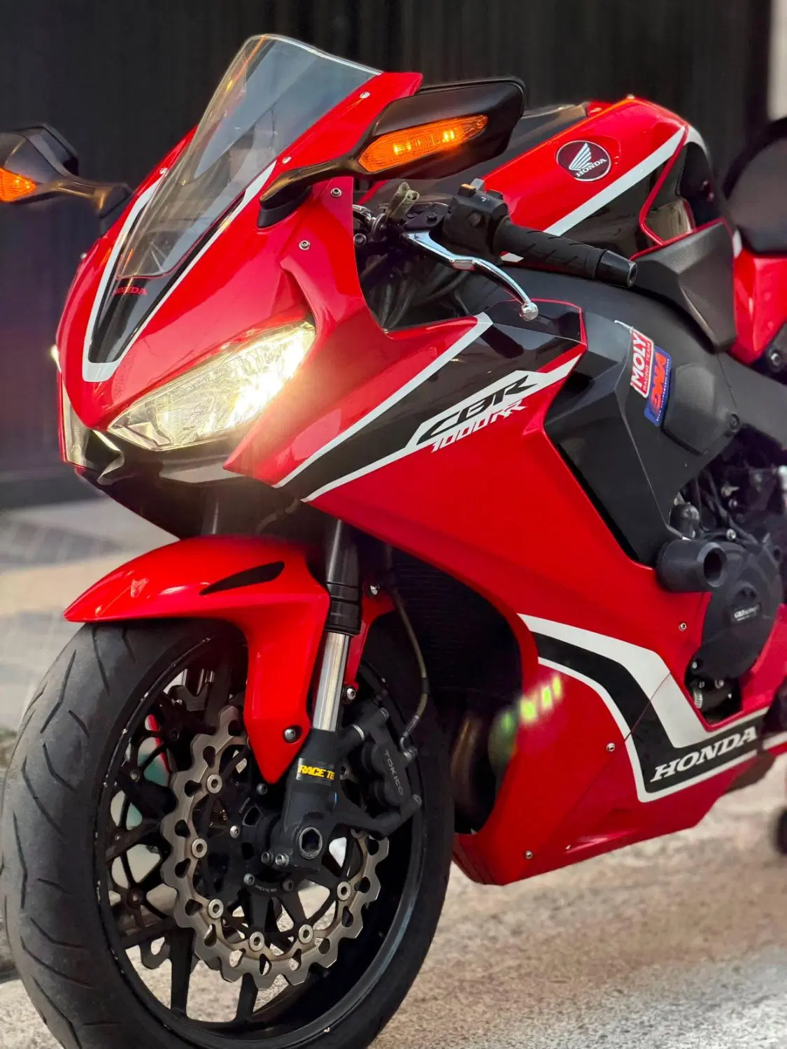 honda cbr1000 2017|موتورسیکلت|تهران, سعادت‌آباد|دیوار