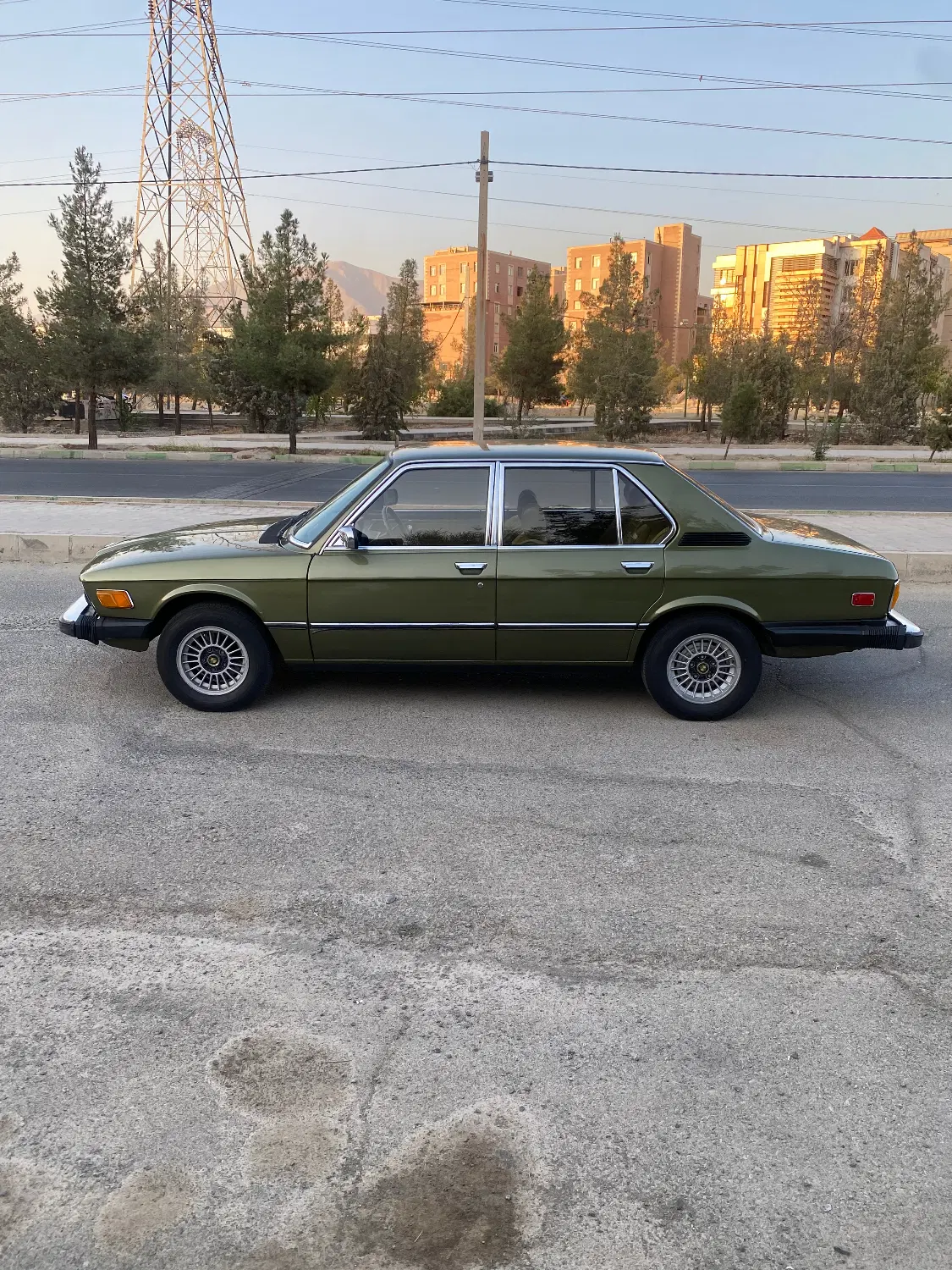bmw 518|خودرو کلاسیک|تهران, جنتآباد جنوبی|دیوار