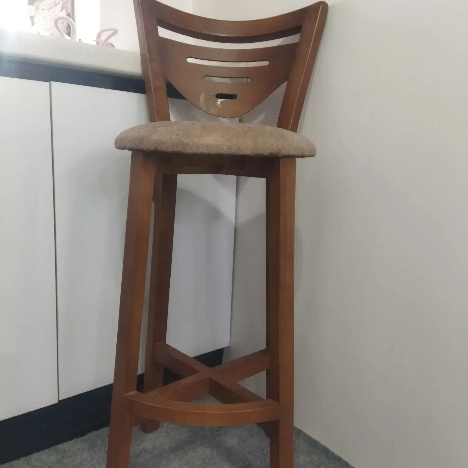 صندلی|صندلی و نیمکت|برخوار, |دیوار