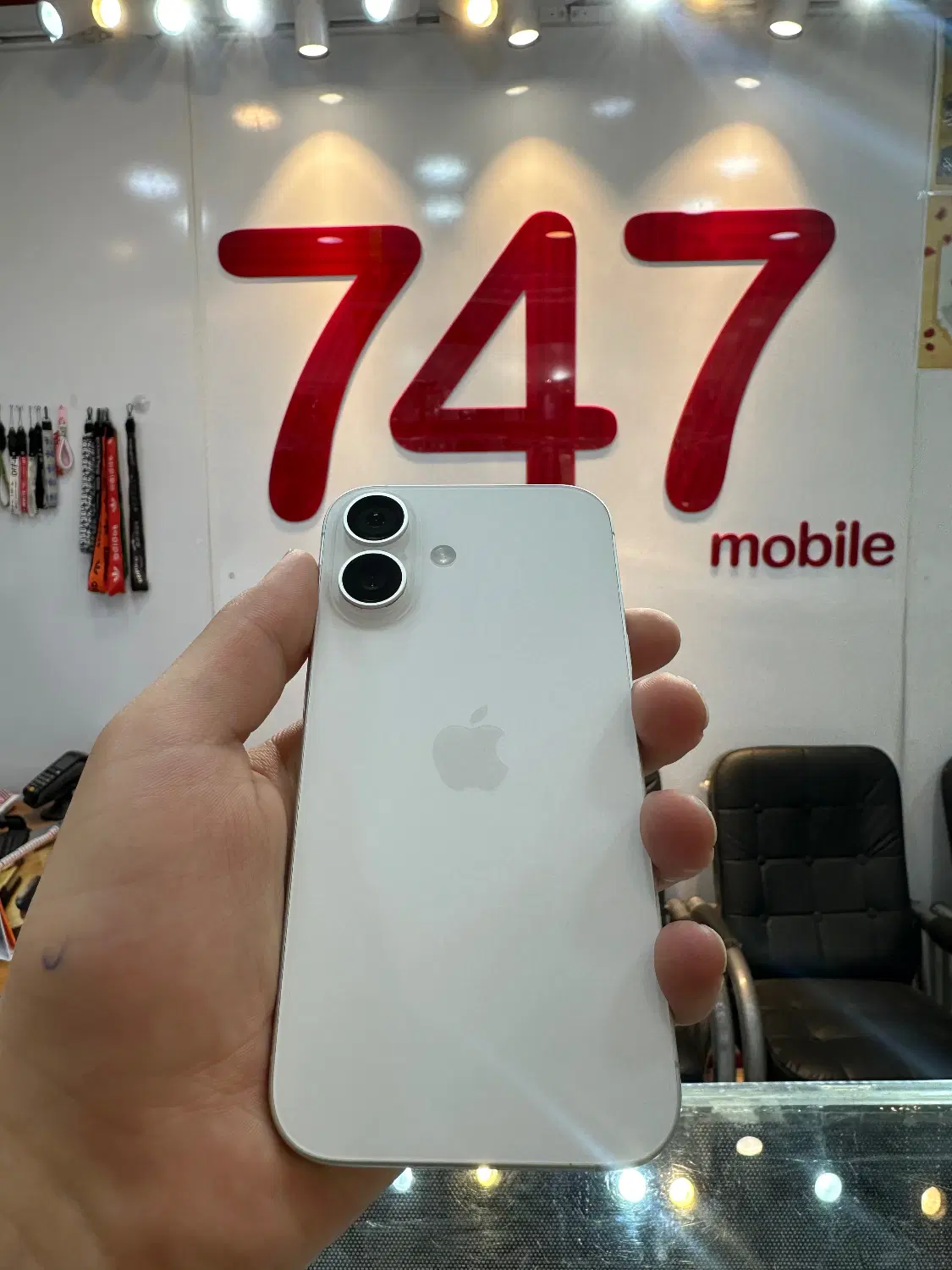 iphone 16 normal|موبایل|دماوند, دماوند|دیوار