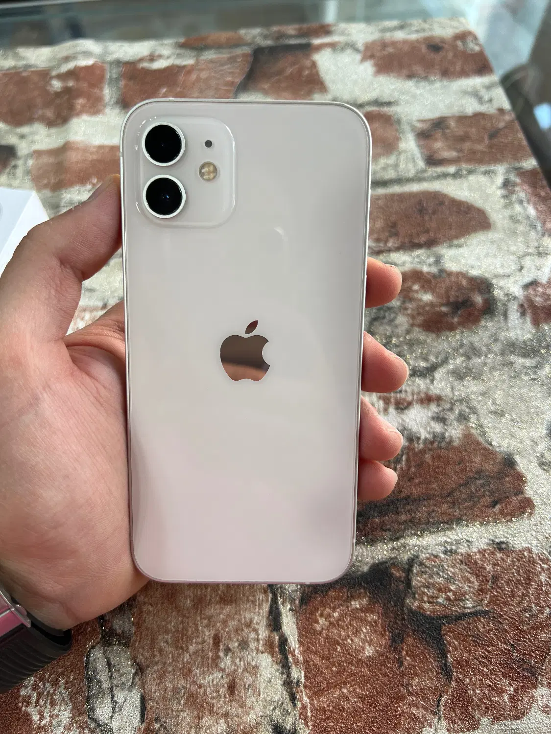 Iphone 12 normal|موبایل|کرج, ساسانی (قلمستان)|دیوار