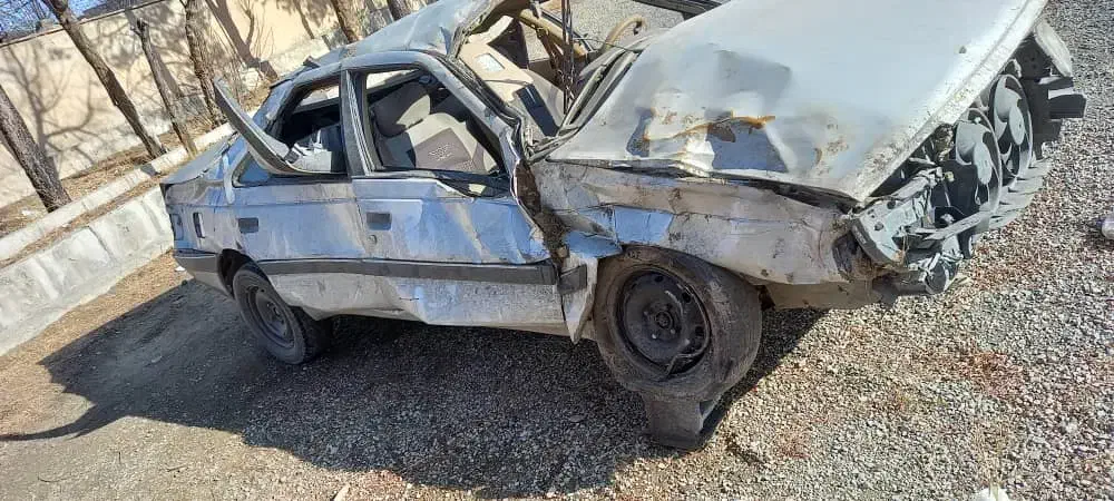 فروشی|خودرو سواری و وانت|قروه, |دیوار