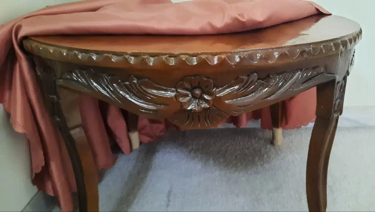 میز پذیرایی|میز و صندلی غذاخوری|اصفهان, شیخ اشراق|دیوار