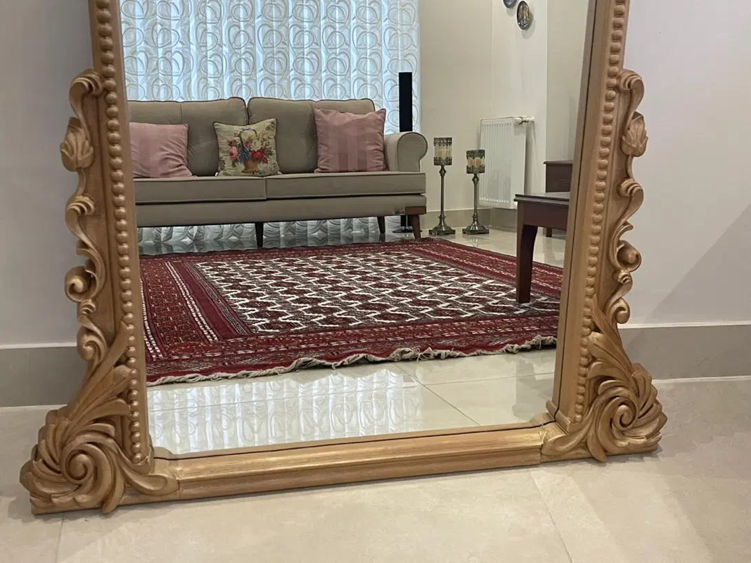 آینه|آینه|گنبد کاووس, |دیوار