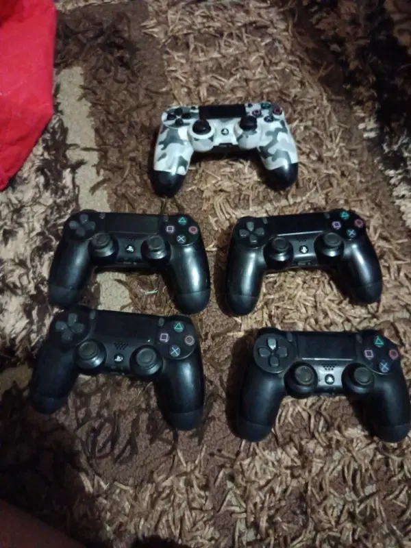 دسته ps4|کنسول، بازی ویدئویی و آنلاین|کرج, شهرک رضوانیه|دیوار