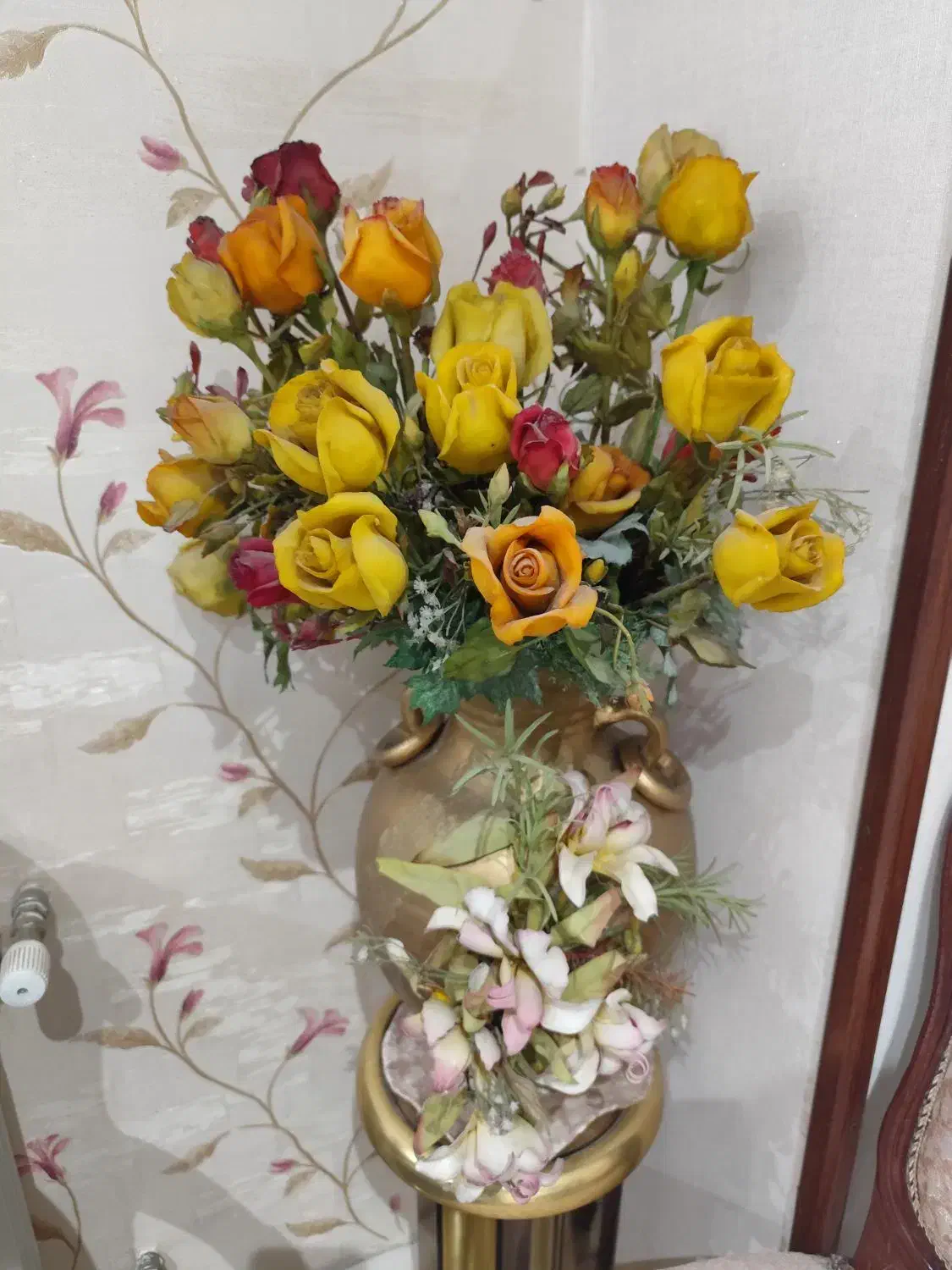 گل چینی|گل مصنوعی|تهران, امام حسین|دیوار