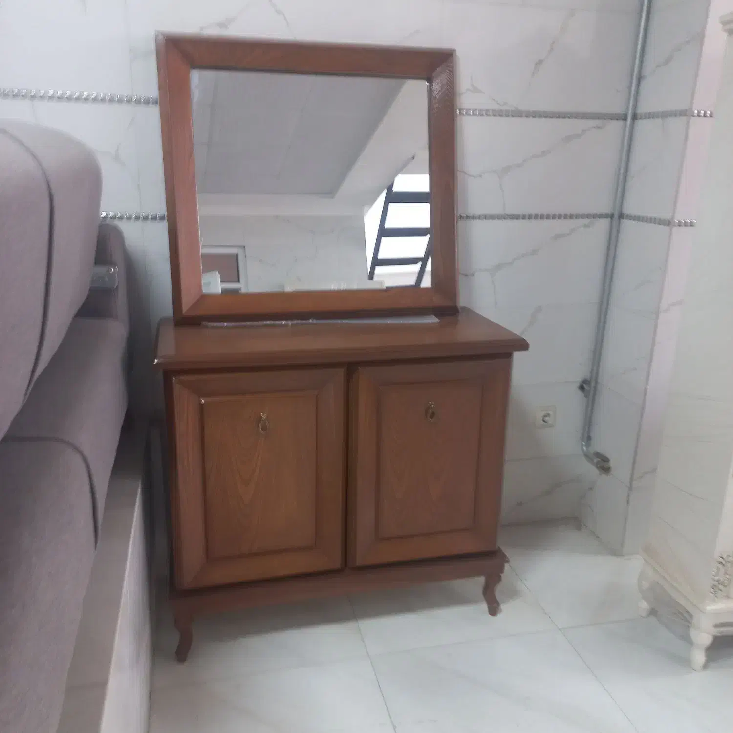 کنسول چوبی|بوفه، ویترین، کنسول|اردبیل, |دیوار